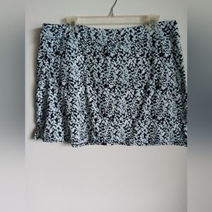Tranquility Size XL Skort